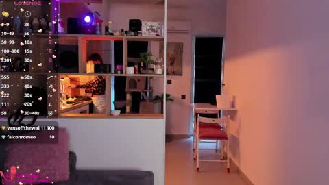 Snapshot of _alleyesonme chatting on 02/23/25, 03:29 Mia online show from 02/23/25, 03:29