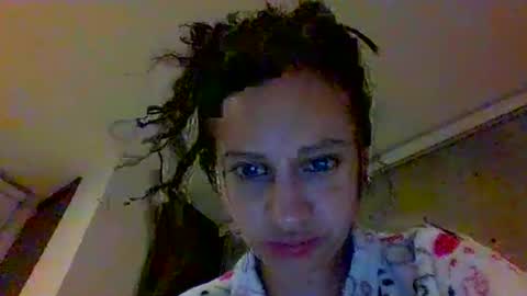 _alyson online show from 12/22/25, 05:59