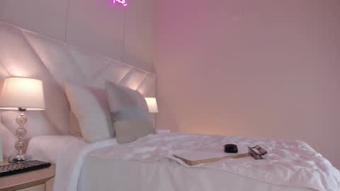 ngela  online show from 02/28/26, 11:11