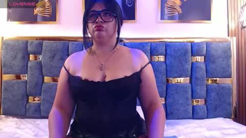 Angela  online show from 04/18/26, 12:20