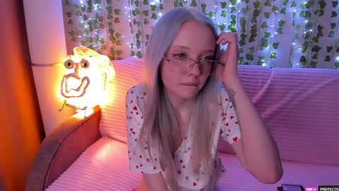 Emily online show from 04/22/26, 12:35