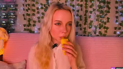 Emily online show from 06/06/26, 02:49