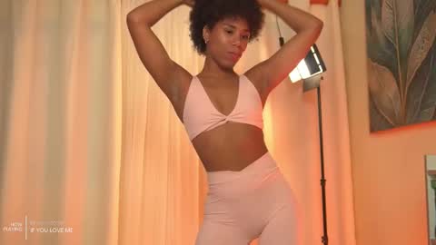 Snapshot of _angeleyes chatting on 09/16/25, 10:44 Angie - online show from 09/16/25, 10:44