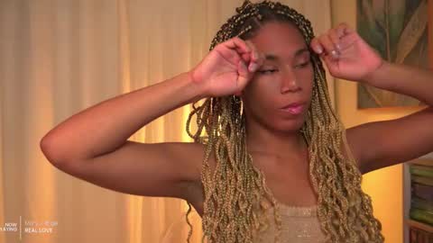 Snapshot of _angeleyes chatting on 09/28/25, 10:26 Angie - online show from 09/28/25, 10:26