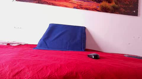 Any online show from 11/06/25, 07:15