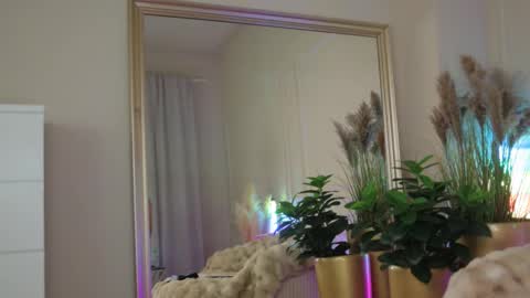 Anna online show from 03/13/26, 08:37