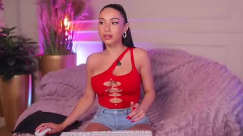 Anna online show from 07/08/26, 07:29