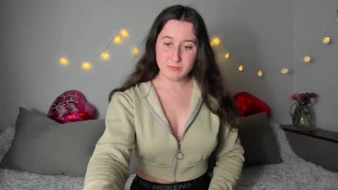 Anna online show from 04/19/26, 06:10