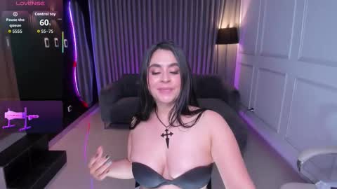 Ana online show from 10/20/25, 08:31