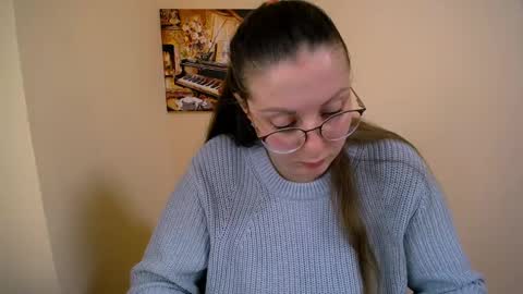 Anna online show from 02/13/25, 10:55