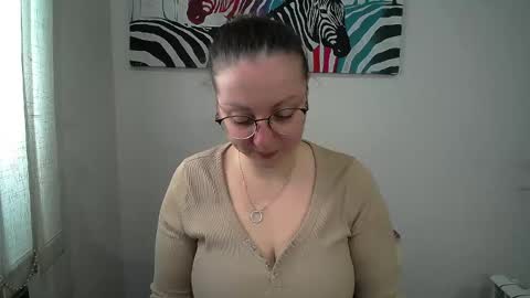 Anna online show from 04/22/26, 06:38