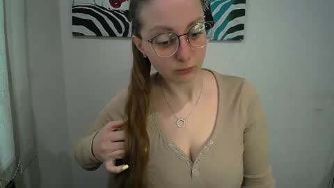 Anna online show from 04/28/26, 06:29