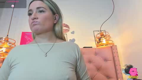 _antonella_11 online show from 03/12/26, 10:16