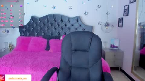 antonnela online show from 02/06/25, 01:43