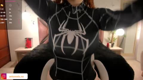 antonnela online show from 09/25/25, 03:38