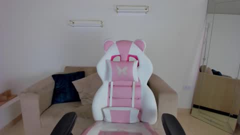    online show from 09/27/25, 12:21