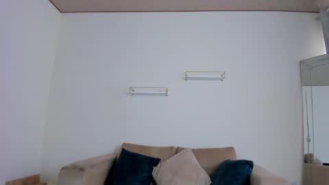    online show from 01/13/26, 04:23