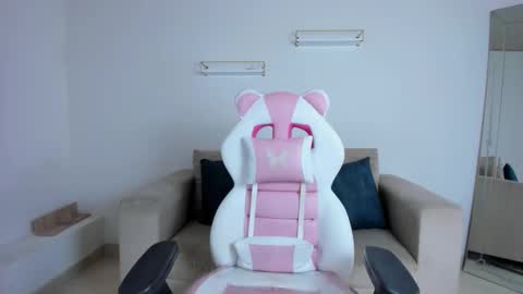    online show from 02/13/26, 12:23