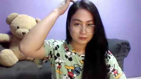 Snapshot of _arah chatting on 09/11/25, 01:28 arah online show from 09/11/25, 01:28