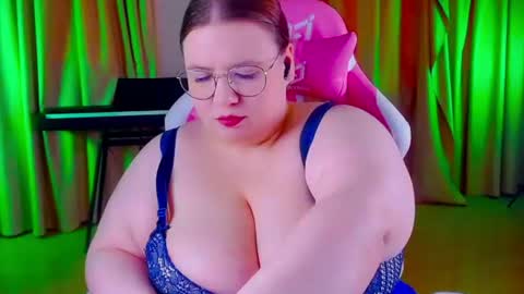 _ariaakashi_ online show from 08/02/26, 09:41