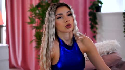 Arielle online show from 01/15/25, 11:53