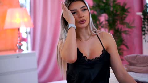 Arielle online show from 02/04/25, 12:55