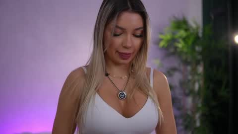 Arielle online show from 04/09/26, 05:29