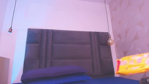 Arlet online show from 10/29/25, 03:09