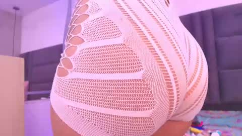 Arlet online show from 11/07/25, 03:17