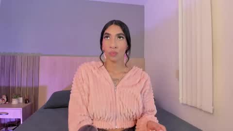 Snapshot of _ashly_77 chatting on 10/05/25, 07:34 Ashly online show from 10/05/25, 07:34