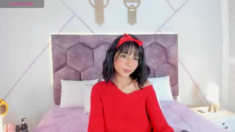 _aurora_collins_ online show from 10/21/25, 12:39