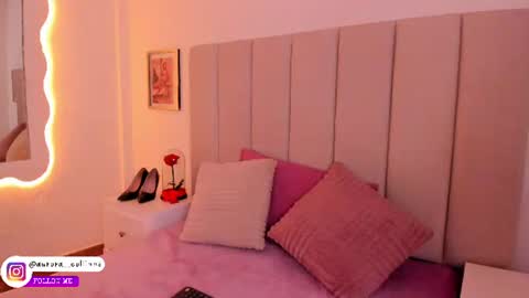 _aurora_collins_ online show from 07/24/26, 02:48