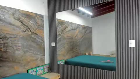 Snapshot of _axel_09 chatting on 10/09/25, 05:05 _axel_09 online show from 10/09/25, 05:05