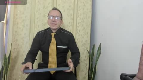 Axel online show from 07/10/26, 11:46
