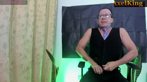 Axel online show from 07/30/26, 11:42