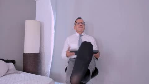 Snapshot of _axelking_ chatting on 10/24/25, 11:39 _axelking_ online show from 10/24/25, 11:39