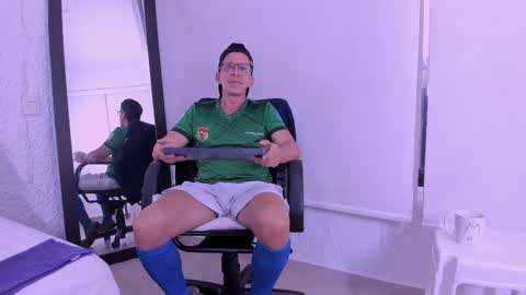 _axelking_ online show from 02/23/26, 11:40