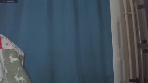 Snapshot of _axolot_ chatting on 01/07/25, 03:24 Olivia online show from 01/07/25, 03:24