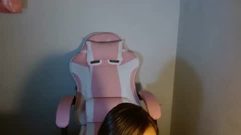 Snapshot of _ayesha19 chatting on 12/20/25, 02:29 yesha3 online show from 12/20/25, 02:29