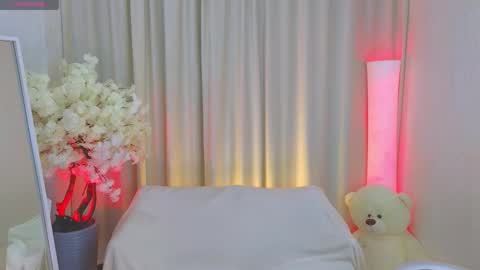 Jess online show from 12/14/25, 03:34