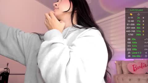 Andrea online show from 11/08/25, 10:19