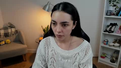 Snapshot of _bellaevans_ chatting on 02/21/25, 05:46 Bella Evans online show from 02/21/25, 05:46