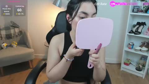 Snapshot of _bellaevans_ chatting on 02/24/25, 11:43 Bella Evans online show from 02/24/25, 11:43