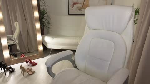 Beylly online show from 01/17/25, 04:39