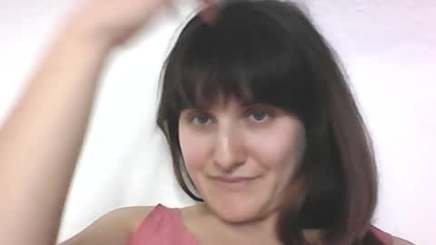 Snapshot of _biscotti_ chatting on 12/17/25, 06:47 _biscotti_ online show from 12/17/25, 06:47