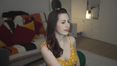 Lili online show from 02/27/25, 10:26