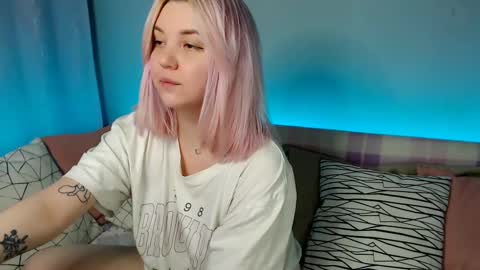 Elizabeth online show from 02/21/25, 11:55