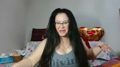 KHALEESI online show from 12/03/24, 09:56