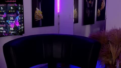 Brenna online show from 11/12/25, 10:09