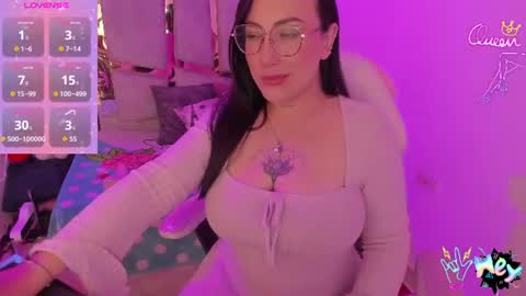 Angie  Independent model online show from 06/17/26, 07:00